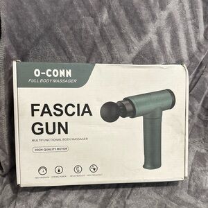This massage gun is brand new‎ and it comes with eight interchangeable heads